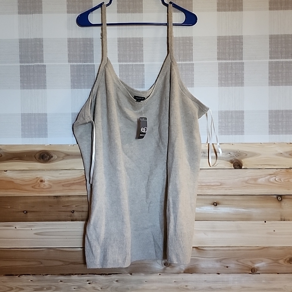 Torrid taupe cami  Top size 6x NWT